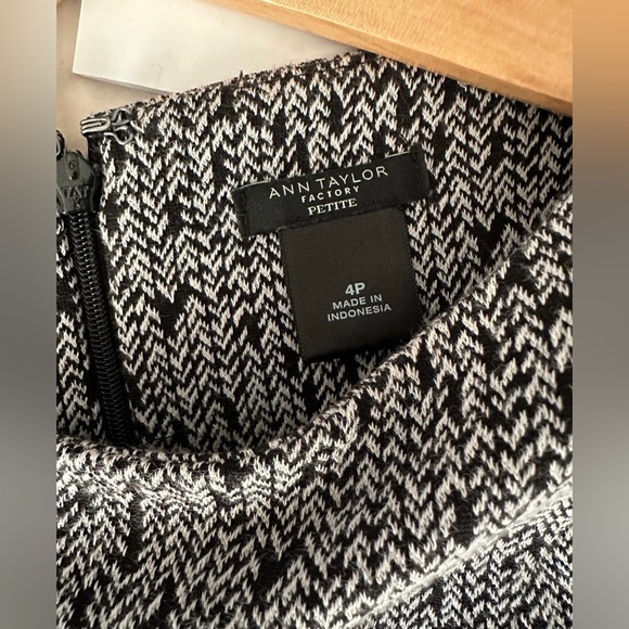 Ann Taylor Size 4 Petite Small fit and flare black herringbone dress classy - Picture 6 of 7